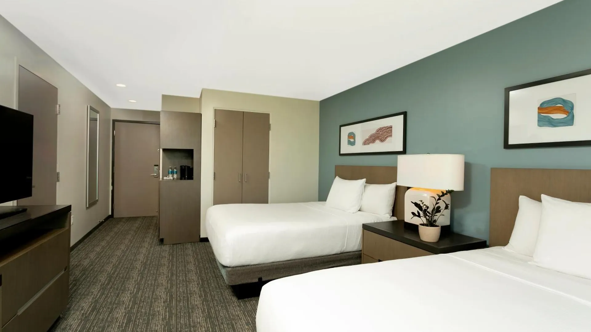 Hotel Hyatt House San Juan 3*,